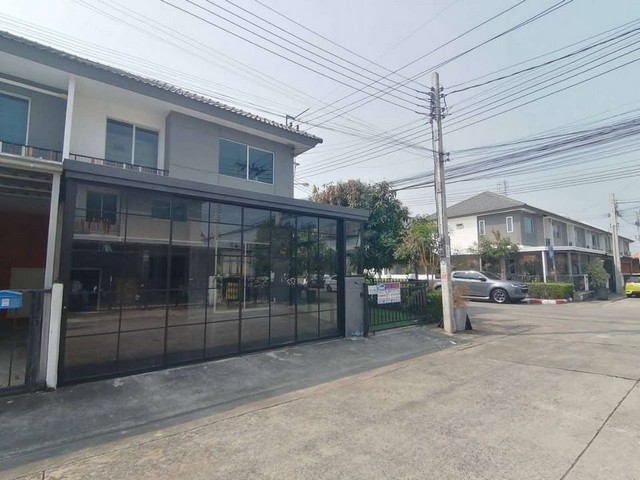 Hot Sale !!ขายถูกสุดในโครงการขายต่ำกว่าราคาซื้อ ทาวน์เฮ้าส์ 2 ชั้น 28.1 ตร.ว. หมู่บ้านพฤกษา118 เลียบวารี-มีนบุรี ใกล้แม็คโครหนองจอก ถนนสุวินทวงศ์ ถนนเลียบวารี(คู้ขวา) เขตหนองจอก กรุงเทพมหานคร.+ หมู่บ้านพฤกษา118 เลียบวารี-มีนบุรี ขายทาวน์เฮ้าส์ 2 ชั้น ใกล้แม็คโคร หนองจอก ถนนสุวินทวงศ์ ถนนเลียบวารี(คู้ขวา) แขวงกระทุ่มราย เขตหนองจอก กรุงเทพมหานคร  + สูง 2 ชั้น 3 นอน 2 น้ำ 1 ครัว 1 โถง