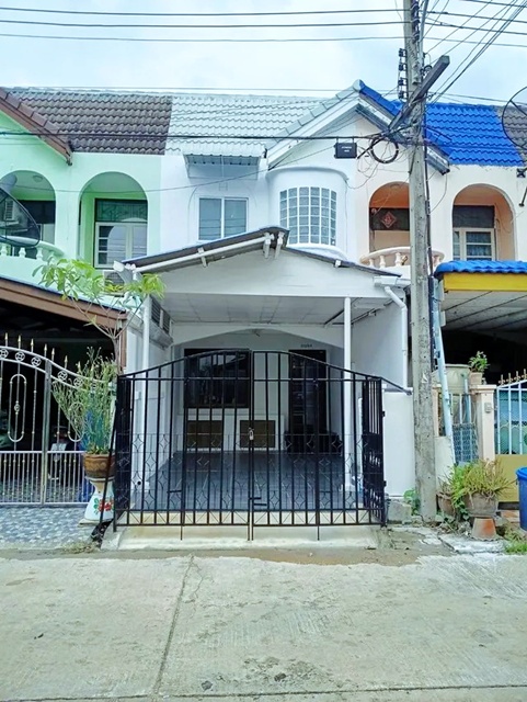 โลตัส วัดนาวงศ์ ดอนเมือง 600 ม. ให้เช่าทาวเฮ้าส์ 2 ชั้น 17 ตร.วา.ม.รังสิต 2.2 กม. หลักหก 140 ตร.ม. 2 นอน 2 น้ำ ตลาดดวงแก้ว 2.6 กม.