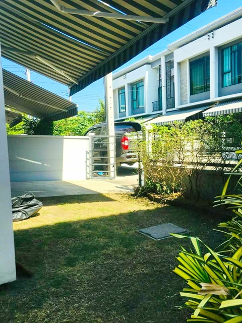 บางใหญ่ ให้เช่าทาวน์โฮม 2 ชั้น 18ตร.วา. 150ตร.ม. พลีโน MRT คลองบางไผ่ 2.1กม.  ตลาดบางใหญ่ 2.3 กม. 3 นอน รร.กสิณธรเซนต์ปีเตอร์ 1.5 กม.