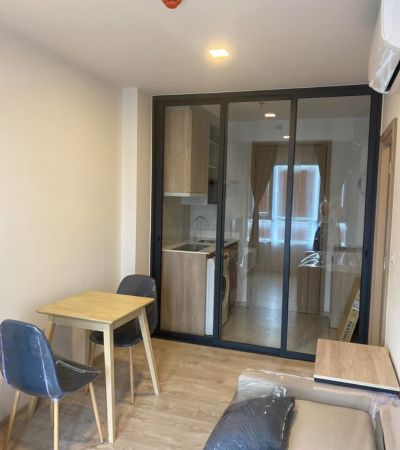 ห้องใหม่เอี่ยม ห้องกว้าง วิวเซ็นทรัลเฟส (The Base Height แยกศาลเด็ก) เฟอร์นิเจอร์ เครื่องใช้ไฟฟ้าครบ