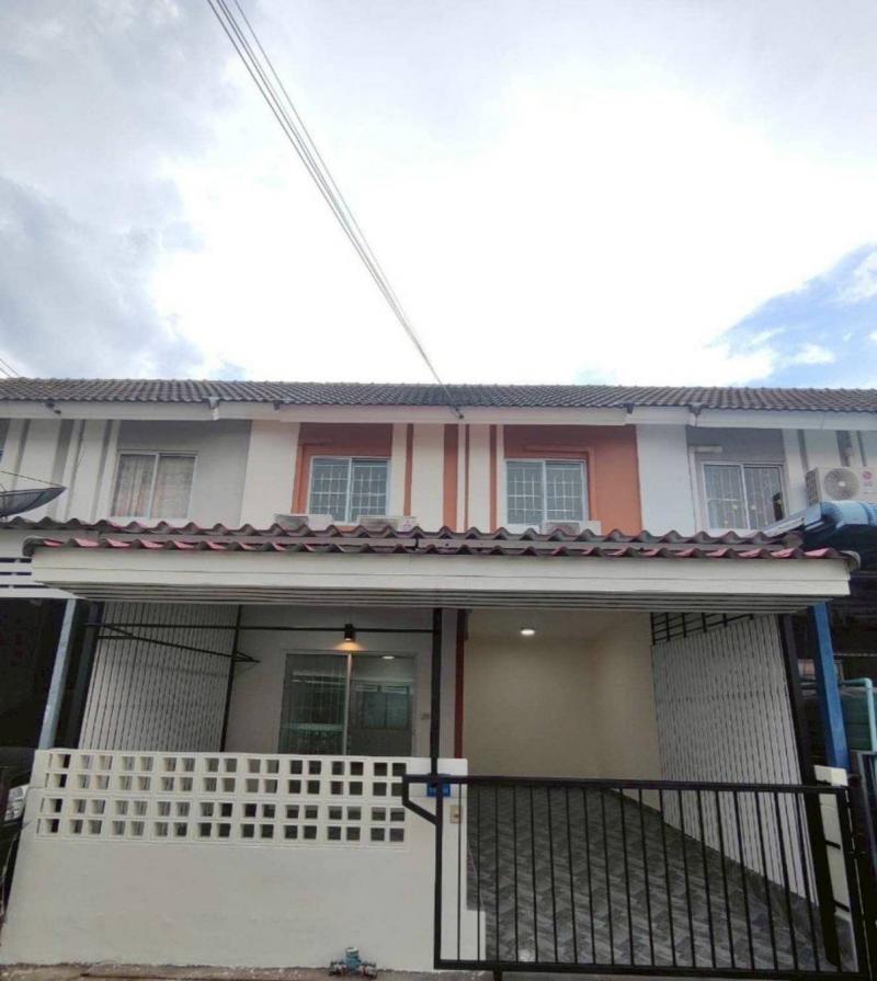 ขายทาวน์เฮาส์ 2 ชั้น หมู่บ้านพฤกษา 74/1 ทำเลดี จังหวัดสมุทรปราการ