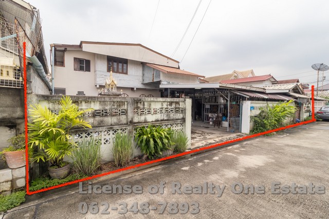 ขายบ้านพร้อมที่ดิน ทำเลติวานนท์ ใกล้แยกสวนสมเด็จ – ตลาดดวงแก้วพลาซ่า ราคาน่าลงทุนสุดในย่านนี้