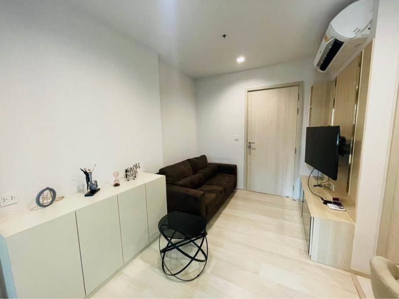 Life One Wireless private comfortable 4th floor BTS Ploenchit