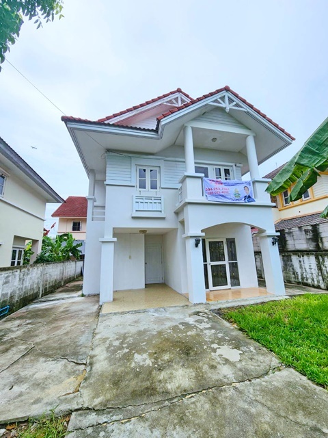 ฟลอราวิลล์  58ตรว.158ตรม. 3นอน สุวินทวงศ์ 38 MRT มีนบุรี เช่าบ้านเดี่ยว 2 ชั้น รีโนเวทใหม่ 2น้ำ 6จอดรถ ตลาดนครฉลองกรุง