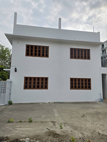 ให้เช่าที่ดินพร้อมอาคารใจกลางสุขุมวิท ที่ดินพร้อมอาคารกลางสุขุมวิท 49 Location ที่นักลงทุนและเจ้าของแบรนด์ตามหา