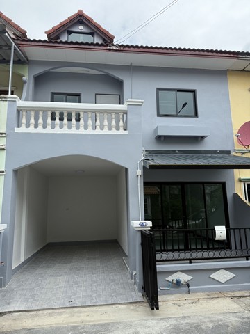 ขายทาวน์โฮม หมู่บ้านอยู่สบาย คลองหนึ่ง ปทุมธานี ราคาพิเศษ 1,950,000 บาท พร้อมโอน มีของแถม