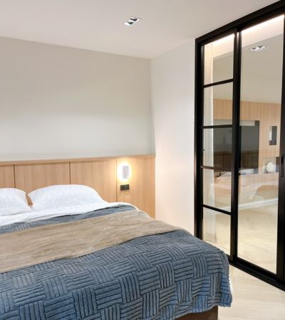 ศรีธนาคอนโด 2 ห้องรีโนเวทใหม่ ตกแต่งหรู ฟังก์ชั่นครบ ใกล้ ถ.นิมมาน MAYA 