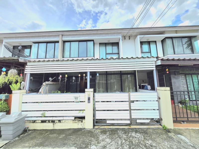 ขายทาวโฮม 2 ชั้น หมู่บ้านเดอะวิลล่า รามคำแหง-สุวรรณภูมิ เขตมีนบุรี จังหวัดกรุงเทพมหานคร