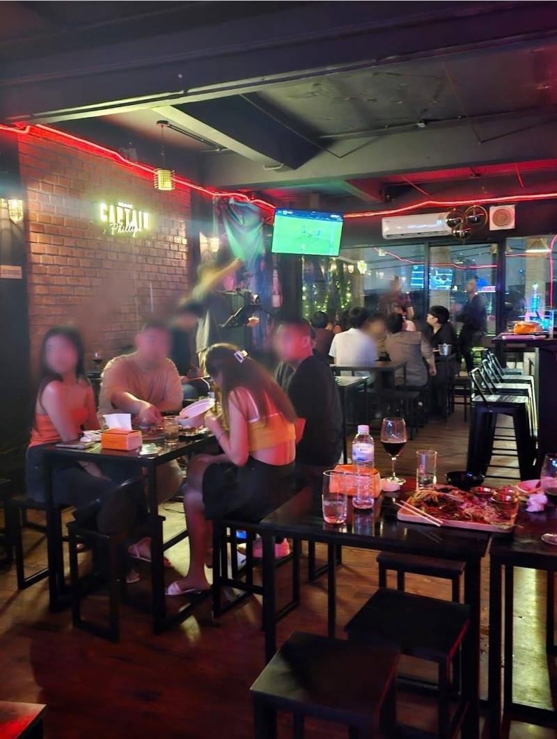 เซ้งร้านนั่งชิล ห้วยขวาง เหม่งจ๋าย ติดริมถนนใหญ่ ดังสุดฮอต ตรงข้ามแม็คโคร พร้อมใบอนุญาต