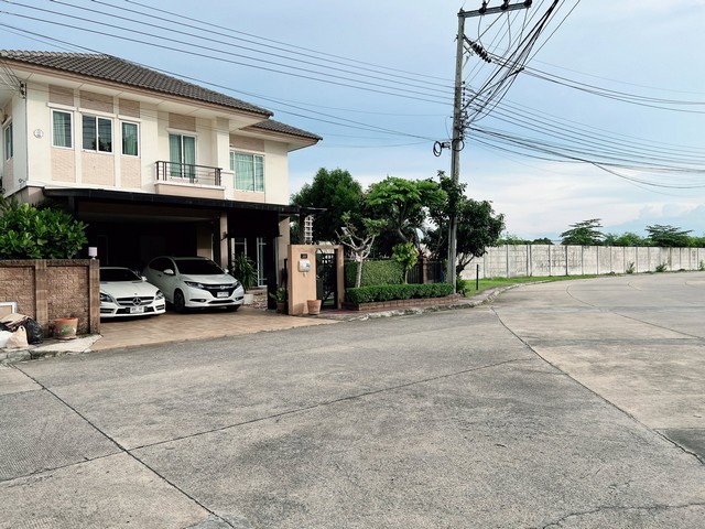 ขายถูกบ้านเดี่ยว 2 ชั้น มบ. เดอะ แพลนท์ วงแหวน-รามอินทรา 2 ขนาด 64 ตรว. 3 นอน 3 น้ำ บ้านสวย พร้อมเฟอร์ หลังมุม ใกล้ รถไฟฟ้าสายสีชมพู