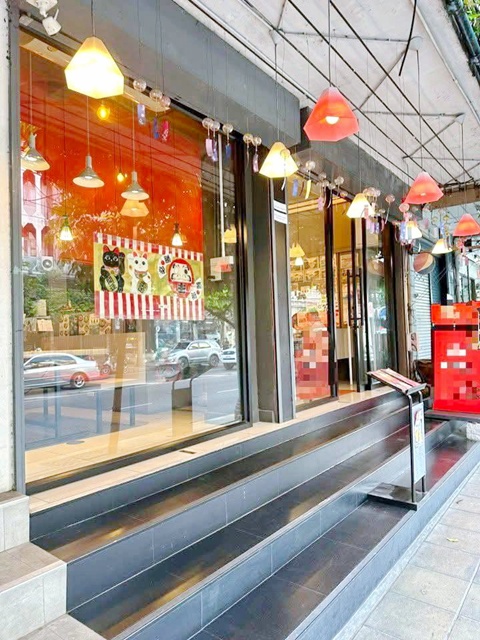 ร้านปิ้งย่าง ชาบู  ตลาดอ่อนนุช71 200 ม. ฺBTSพระโขนง  ให้เช่าอาคาร 1ชั้น 32ตร.วา. 122ตร.ม. สุขุมวิท71 เซนต์ แอนดรูว์ส 600 ม.