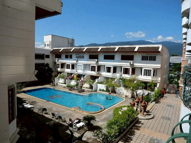 ฮิลล์ไซด์ 4 วิวสระว่ายน้ำ ห้องมุม ตรงข้ามวันนิมาน   