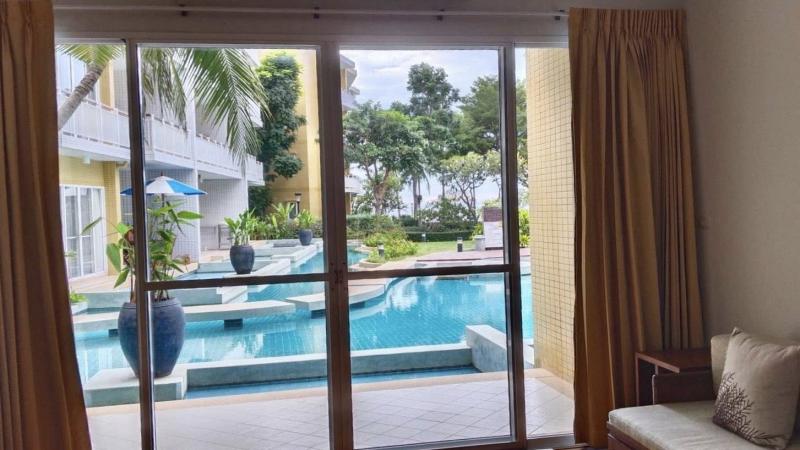 ให้เช่าคอนบ้านเพลินทะเล ชะอำ 2ห้องนอน 2ห้องน้ำ 107ตรม. ริมสระนํา ห้องติดสระน้ำ สามารถลงเล่นน้ำได้เลย ใกล้ชายหาดแบบติดหาด