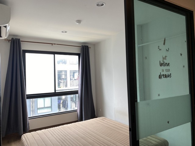 SAR05-02 ขาย Hi Sutthisan ซอย 20 มิถุนา แยก 5 ราคาเพียง 1.70 ล้านบาท1นอน 1น้ำ 1ครัว 1นั่งเล่น ขนาด 28.27 ตร.ม.ชั้น 7 อาคาร Bห้องเปล่า  ระเบียงหันทิศตะวันออกสิ่งอำนวยความสะดวกที่จอดรถ/ รปภ.24 ชั่วโมงสระว่ายน้ำ/ ฟิตเนสทำเล : คอนโดใกล้รถไฟฟ้าMRT สุทธิสาร ใกล้ ม.หอการค้า, มศว., แหล่งของกินตลาดเมืองไทยภัทร แหล่งงาน แหล่งช้อปปิ้งย่านพระรามเก้า และลาดพร้าว ใกล้จุดขึ้นลงทางด่วนพระรามเก้าราคาเพียง 1.