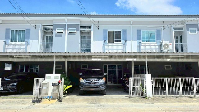 ทาวน์โฮม ไอลีฟ พราวด์ วงแหวน - รังสิต คลอง 4 พร้อมอยู่