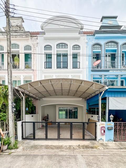 ขายทาวน์โฮม 3 ชั้น 26 ตร.ว. หมู่บ้าน เดอ สยาม สวนหลวง ร.9 ใกล้สวนหลวง ร.9