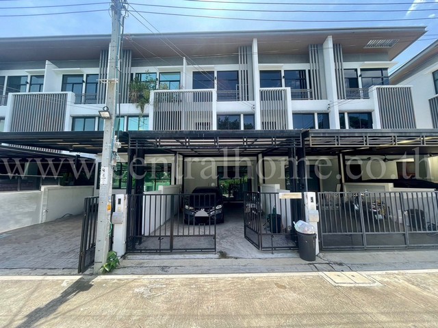 ทาวน์โฮม โคซี่ ลาดพร้าว 64 เฟอร์นิเจอร์ครบ ใกล้ MRT สุทธิสาร