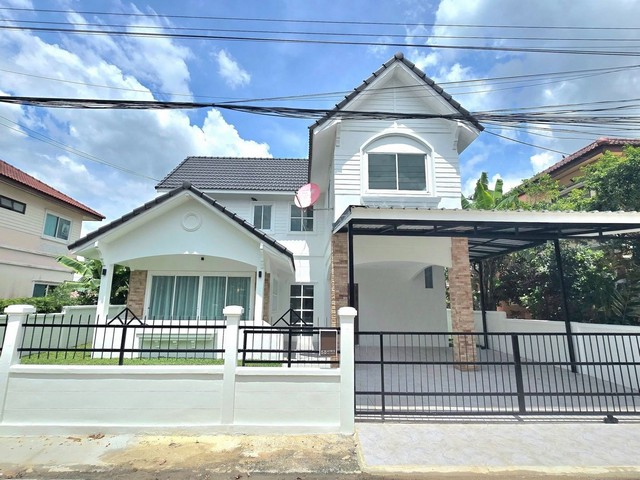 ขายถูกบ้านเดี่ยว 2 ชั้น หมู่บ้าน เค.ซี. การ์เด้นโฮม 14 ซอยนิมิตรใหม่40  ขนาด 50 ตรว. 4 นอน 2 น้ำ บ้านสวย พร้อมเฟอร์นิเจอร์ บ้านรีโนเวทใหม่ 