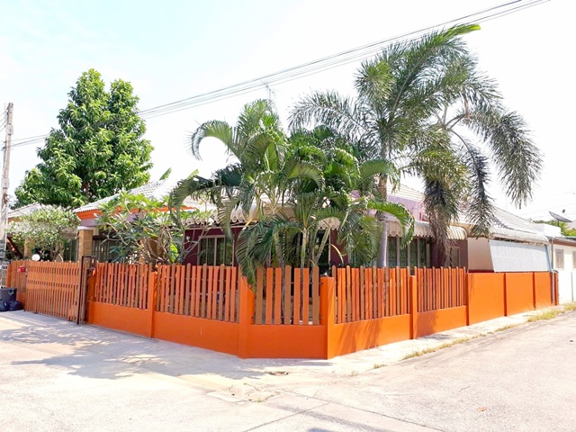 การไฟฟ้าส่วนภูมิภาค โตโยต้าบ้านโพธิ์ 2.8กม.ให้เช่าบ้านเดี่ยว 50ตร.วา. 200ตร.ม. กฉะเชิงเทรา 3นอน 2น้ำ พร้อมเฟอร์ฯ  โรบินสัน บางประกง 4.9 กม. 