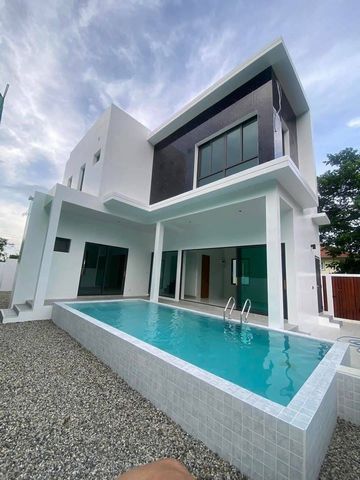 พูลวิลล่าสร้างใหม่ #โซนป่าแดด 7.99 ล้าน (บ้านเปล่า) เดินทางสะดวก อยู่ไม่ไกลจากตัวเมือง บรรยากาศดี เงียบสงบ