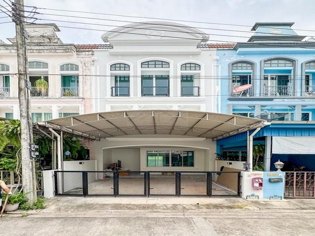  ขายทาวน์โฮม ย่านสวนหลวง ร.9 หมู่บ้าน เดอ สยาม สวนหลวง ร.9 