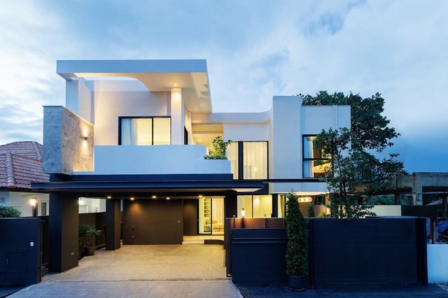 บ้านใหม่พูลวิลล่า 5 ห้องนอน 5 ห้องน้ำ พร้อมเฟอร์ครบ | ใกล้สนามบินเชียงใหม่