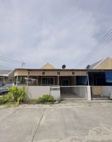 ขายทาวน์เฮ้าส์มือสองปลวกแดง       โครงการพีนัท ระยอง