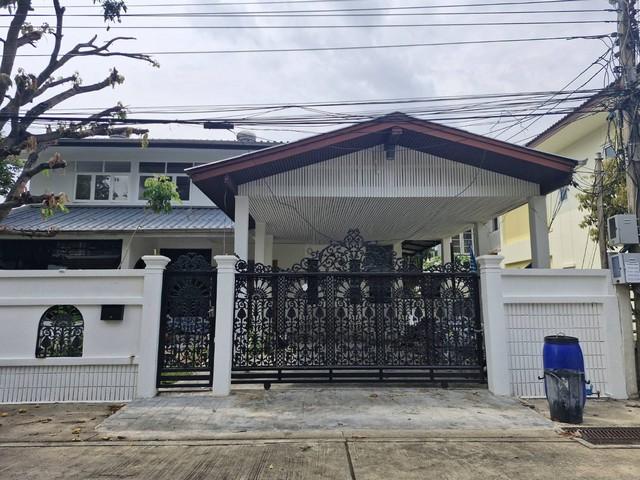 HR 6188 ให้เช่าบ้านเดี่ยว 90 ตารางวา 5 ห้องนอน 3 ห้องน้ำ ศรีบูรพา 5 ใกล้ เดอะมอลล์บางกะปิ