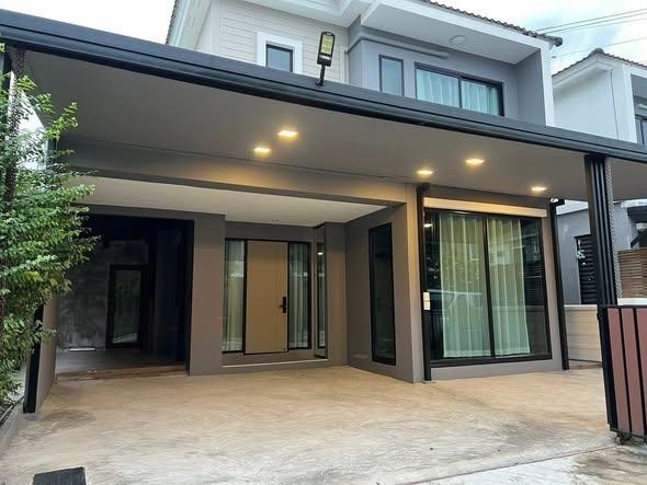 MT197 เช่า บ้านเดี่ยว พร้อมอยู่ หมู่บ้านอารียา โคโม่ วงแหวน รามอินทรา ซอยสุเหร่าคลองหนึ่ง15 ใกล้ห้างแฟชั่นไอส์แลนด์ เดินทางสะดวก