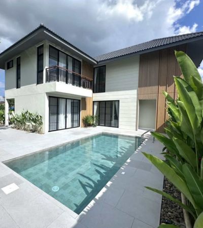 พูลวิลล่าส่วนตัว สไตล์โมเดิร์นลักชัวรี่ ในหมู่บ้านขวัญเวียง บ้านสร้างใหม่ เงียบสงบเป็นส่วนตัว วิวทุ่งนาและดอยสุเทพหลังบ้าน 