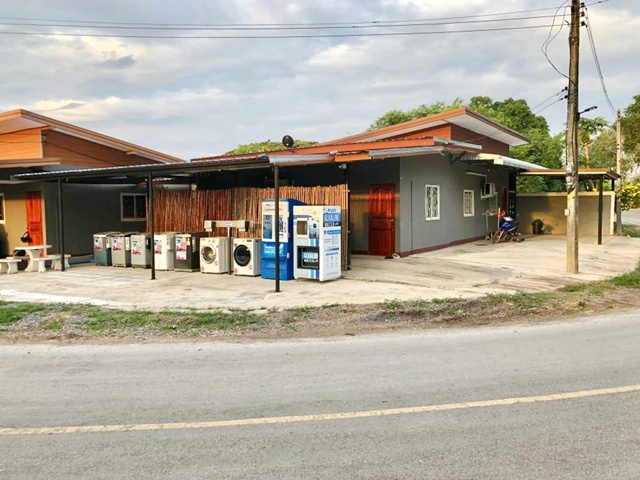 เมืองชุมแพ บรรยากาศธรรมชาติ 1 นอน 1 น้ำ พร้อมเฟอร์ฯ รร.บ้านหนองบัวโนนเมือง 2.4 กม. ให้เช่าบ้านเดี่ยวชั้นเดียว 