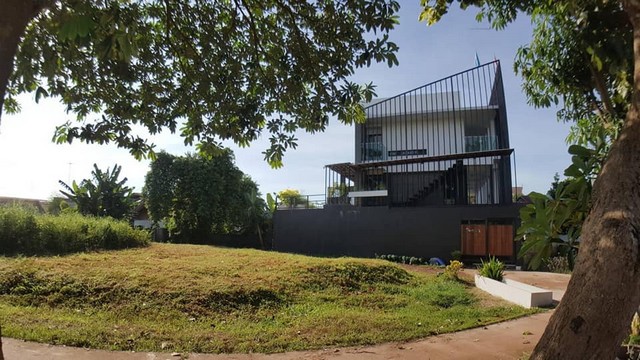 ขายบ้านริมโขง สไตส์ Modern ลดราคา เหลือ 5.5 ล้าน จาก 8 ล้าน ใกล้พระธาตุหล้าหนอง