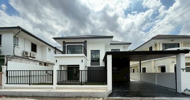 บ้านเดี่ยวทำเลแจ้งวัฒนะ รีโนเวทใหม่ทั้งหลัง ในราคาเพียง 5.99 ล้านโครงการเพชรวัฒนะ เลียบคลองประปา ทำเลดี เดินทางสะดวก ใกล้เมืองทองธานี เชื่อมต่อได้ทั้ง แจ้งวัฒนะ–ประชาชื่น–ดอนเมืองชื่อหมู่บ้าน/โครงการเพชรวัฒนะ เลียบคลองประปา (FL)ที่อยู่48/104เฟสถนนเลียบคลองประปา-แจ้งวัฒนะโซนซอยหลักเลียบคลองประปาซอยย่อย3ตำบลบ้านใหม่อำเภอปากเกร็ดจังหวัดนนทบุรี   11120เนื้อที่