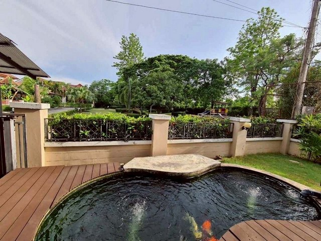 บ้านหลังใหญ่ 2 ชั้น แปลงมุม ทำเลดี โครงการ กุลพันธ์วิลล์12 สารภี 