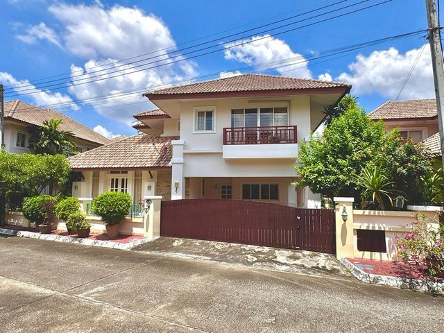 บ้านสวยหลังใหญ่ 2 ชั้น ติดถนนใหญ่ โครงการกุลพันธ์10 ไชนสารภี 