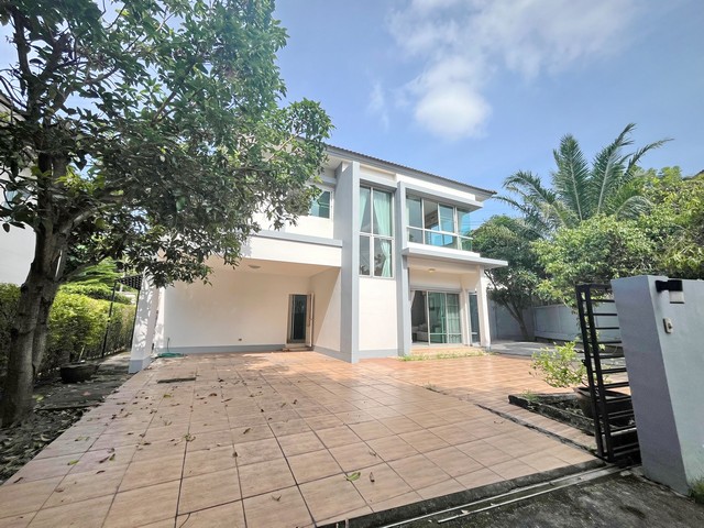 บ้านให้เช่า คาซ่าวิลล์ ศรีราชา หลังใหญ่ ลมดี ตรงข้ามสวนฯ สนามเด็กเล่น ใกล้เจพาร์ค ชลบุรี