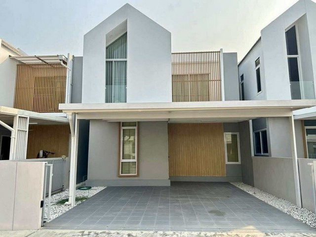 บ้านสวยพร้อมอยู่ โครงการ Malada Grand Coulee (Type Modern J)