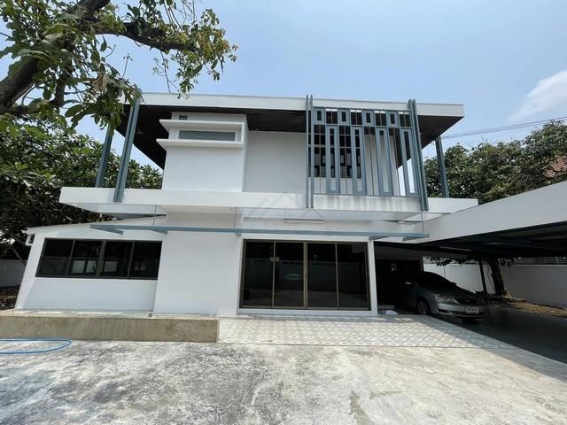 ให้เช่าบ้านเดี่ยว 2 ชั้น 200 ตร.ว. ซอยรัชดา 19 (วิภาวดี 16) ใกล้ MRT รัชดา