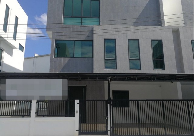 ขายบ้านแฝดมือสองเมืองชลบุรี    โครงการบ้านอุ่นไอรัก เวโรน่า  ชลบุรี