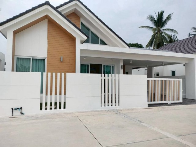 ขายบ้านเดี่ยวบ้านเดี่ยว 1 ชั้นพื้นที่ดิน 51 ตร.ว หมู่บ้าน ธนากร บางละมุง ชลบุรี