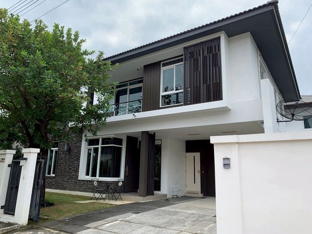 ให้เช่าบ้านสวยริมทะเลสาบ บรรยากาศเป็นส่วนตัว โครงการสีวลี เลควิว 