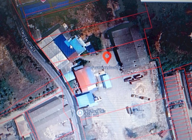 ขายที่ดินเปล่าขนาด 2ไร่เศษ (2-0-31ไร่) หลังโรบินสันไลฟ์สไตล์ชลบุรี พื้นที่สีส้ม ถมปรับพื้นที่เรียบร้อยแล้ว เหมาะสำหรับทำโรงการขนาดย่อม อพาร์ทเม้นท์ คอนโด อยู่ในย่านชุมชน แหล่งความเจริญ ทางเข้าออกสะดวก ห่างถนนสุขประยูรเพียง 500 เมตรเท่านั้นโทร. 095-196-4242 (คุณจุ๊)Line ID : jll689WhatsApp : wa.me/66951964242FB page : https://www.facebook.com/ChulaluckHomeliving/สถานที่ใกล้เคียง- นิคมอมตะนครชลบุรี 1 กิโลเมตร- ทางด่วนมอเตอร์เวย์ 1 เ