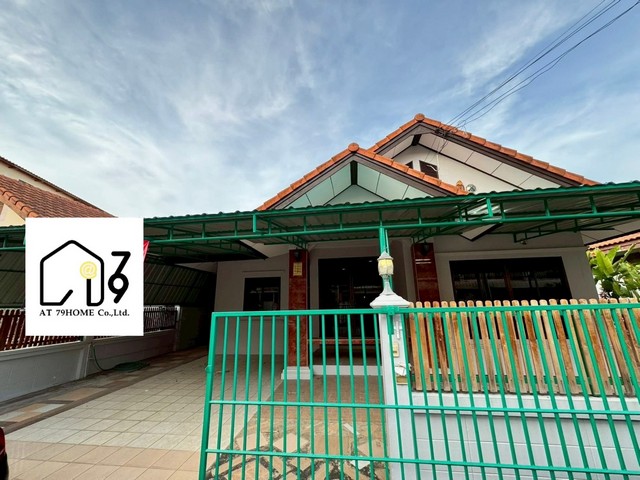 ให้เช่าบ้านเดี่ยว 4ห้องนอน ใกล้โฮมโปรระยอง บ้านเปล่าไม่มีเฟอร์นิเจอร์  ราคาเช่า 12,000/เดือน สัญญา1ปี ประกัน2เดือน+ค่าเช่าล่วงหน้า1เดือน57 ตร.ว.4 ห้องนอน2 ห้องน้ำ1 ห้องโถง1 ห้องครัว2 ที่จอดรถ แอร์ 3 เครื่อง สถานที่ใกล้เคียงHomeproห้าง Passion shopping Zood ระยองโรงเรียนอัสสัมชัญระยองโรงเรียนเซนต์โยเซฟ วัดหนองสนม วัดเนินพระ หาดแสงจันทร์ระยอง รหัสทรัพย์ 7968299สนใจ / สอบถาม / นัดดูบ้าน ติดต่