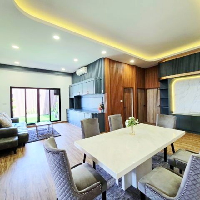 สุขุมวิทพัทยา9-19 หาดกระทิงลาย 1.1 กม. สุกี้ตี๋น้อย บางละมุง 50ม. ให้เช่าบ้านสไตล์โมเดิร์น Luxury ตกแต่งครบ จัดเต็มเฟอร์ฯ  เครื่องใช้ไฟฟ้า  3 นอน 4 น้ำ เทคนิคพัทยา 600 ม.  แหล่งท่องเที่ยว ช้อปปิ้ง พัทยา 113 ตร.วา. 320 ตร.ม. 59,999 B-M. บ้านสุขาวดี พัทยา ดอลฟินาเรียม ถนนคนเดินพัทยา  ถ.สุขุมวิท ชลบุรี-พัทยาSukhumvit Pattaya 9-19 Kratinglai Beach 1.1 km. SukiTeeNoi BangLamung 50m. Modern luxury house for rent fully furnished fully equipped with appliances 3bed 4bath Pattaya Technical College 600 m. tourist attractions shopping Pattaya 113sq.wa. 320s