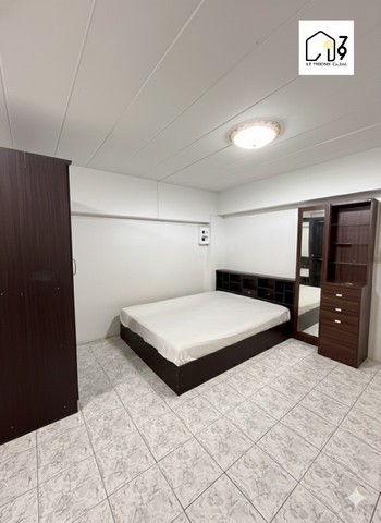 ให้เช่าคอนโดศรีเมืองพาร์ควิว ตัวเมืองระยอง พร้อมเฟอร์นิเจอร์ ราคาเช่า 3,800/เดือน สัญญา 1 ปีประกัน 5,000 + ค่าเช่าล่วงหน้า 1 เดือน26 ตร.ม.1 ห้องนอน1 ห้องน้ำเฟอร์นิเจอร์และเครื่องใช้ไฟฟ้า เตียงนอนที่นอนแอร์ 1 เครื่อง ตู้เสื้อผ้าชั้นวางทีวี ทีวี ตู้เย็น ไมโคเวฟสถานที่ใกล้เคียงสนามกีฬาสวนศรีเมืองสถานีตำรวจภูธรเมืองระยองรร.อนุบาลระยองวัดโขดทิมธารามรหัสทรัพย์ 7968221สนใจ