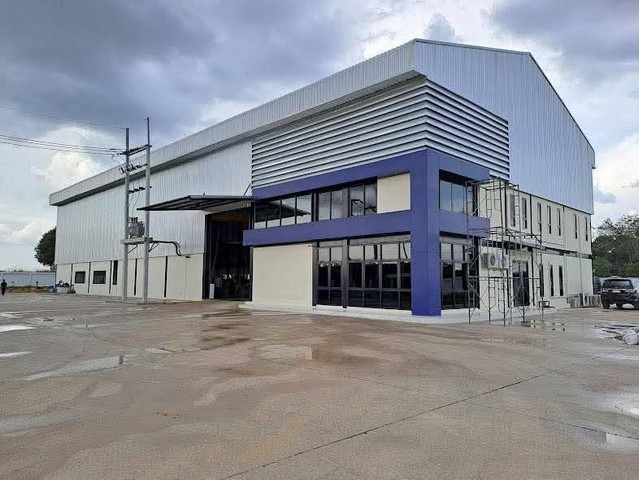  #ขาย/#ให้เช่า โรงงาน 3 ไร่ #ผังม่วงลาย  #ใกล้นิคมโรจนะ บ่อวิน เขาคันทรง ศรีราชา ชลบุรี  #ผังม่วงลาย #ราคาขาย 32 ล้าน  #ให้เช่าเดือนละ 250,000 บาท       ประกัน 3 เดือน ล่วงหน้า 1 เดือน เนื้อที่ 3 ไร่ พื้นที่ใช้สอย 1,100 ตรม. ออฟฟิศ โรงจอดรถ ไฟฟ้า 315 KVA พื้นรับน้ำหนัก 3 ตัน/ตรม. ใกล้นิคมโรจนะ #สนใจติดต่อ  Tel. : 098 - 2361563 / เอส ครับ  ID Line : 0982361563 WeChat : nnirut1563#ขายเช่าโกดังทั่วประเทศ #ปล่อยเช่าโกดังภาคตะวันออก ส.