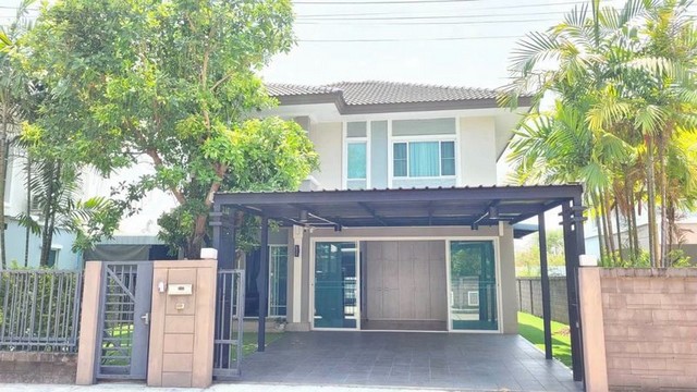 ขายด่วน #ขายต่ำกว่าราคาประเมิน 3.79 ล้าน 65.7 ตรว. #เดอะแพลนท์ มหิดล-เจริญเมือง #สันกำแพง บ้านเดี่ยว 2 ชั้น  บ้านสวย ทำเลดี เดินทางสะดวก เข้าเมืองง่าย #ซื้ออยู่เองหรือปล่อยเช่าได้ #น้ำไม่ท่วม เนื้อที่ 65.7 ตรว. พื้นที่ใช้สอย 160 ตรม. 3 ห้องนอน | 2 ห้องน้ำ 1 ห้องต่อเติมอเนกประสงค์ (ใช้เป็นห้องทำงาน / ห้องนอนเพิ่มได้) ระบบ CCTV เดินสายรอบบ้าน แอร์ครบทุกห้อง (รวมถึงห้องต่อเติม) เฟอร์นิ