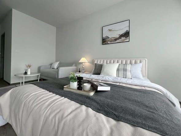 ????ห้องใหม่แกะกล่องพร้อมอยู่ ค่ะ ????ชั้น21ขนาด 27 ตร.ม#????ติดBTSวุฒากาศ 0 เมตรและ MRT Interchange บางหว้า เพียง 15 นาทีถึงสีลม - สาทร????เครื่องใช้ไฟฟ้าครบครัน????????สถานที่ใกล้เคียง- The Mall ท่าพระ- รพ.บางขุนเทียน1- ม.สยาม- Big C ดาวคะนอง- Seacon Square บางแค- เอเชียทีค- รร.นานาชาติบริชติชโคลัมเบีย- Sena Fest- Icon Siam????สิ่งอำนวยความสะดวกภายในโครงการ????- แผนกต้อนรับ- สระว่ายน้ำ- ห้องออกกำลังกาย- สวนหย่อม- ห้องประชุม- เข้า-