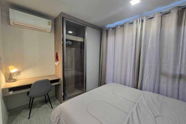 ให้เช่าคอนโด ห้องใหม่ Kave Town Island  | วิวนอก เป็นส่วนตัว | พร้อมเข้าอยู่[29 ตร.ม. / ตึก E / ชั้น 3.5 / วิวนอก / เริ่มต้น 15,000.-]เช่า:• สัญญา 2 ปี: 14,000 บาท/เดือน• สัญญา 1 ปี: 15,000 บาท/เดือน  เข้าอยู่จ่าย: ประกัน 2 เดือน + ล่วงหน้า 1 เดือน  ฟรีค่าส่วนกลาง เครื่องใช้ไฟฟ้า• แอร์ 2 เครื่อง • Smart TV• เครื่องซักผ้า• ตู้เย็น 2 ประตู• ไมโครเวฟ• เครื่องทำน้ำอุ่น• ประตูดิจิตอลล็อค• ระบบไฟ/Bluetooth Sound System สัมผัสได้• Home Automationเฟ�