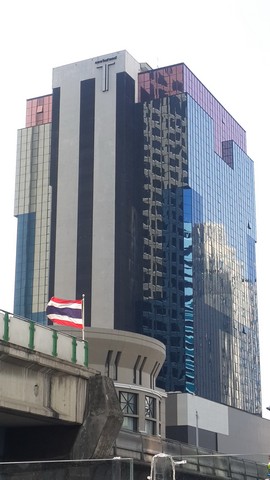 ออฟฟิศให้เช่าสุขุมวิท อโศก อาคารไทม์สแควร์ รถไฟฟ้าบีทีเอสสถานีอโศก คลองเตย เขตคลองเตย ขนาดพื้นที่เริ่ม 100  ตรม.ขึ้นไป  O2,512,59O9,  O84,543,4833ดูข้อมูลอาคารอื่นที่ www.irentoffice.com และยินดีรับฝากขาย-ให้เช่าสำนักงานค่าประกันการเช่า    3    เดือนค่าเช่าล่วงหน้า      1    เดือนสัญญาการเช่าสำนักงาน3ปีขนาดพื้นที่ให้เช่า100  ตารางเมตรขึ้นไปขนาดพื้นที่และค่าใช้จ่ายต่างๆ อาจมีการปรับเปลี่ยนกร�